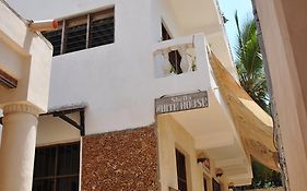 Shella White House Bed And Breakfast